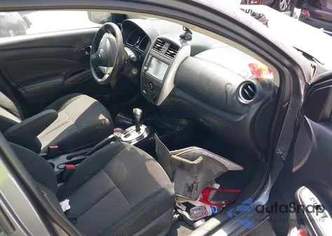 2019 Nissan Versa S/S Plus/Sv z USA, uszkodzony, nr VIN 3N1CN7AP2KL866164